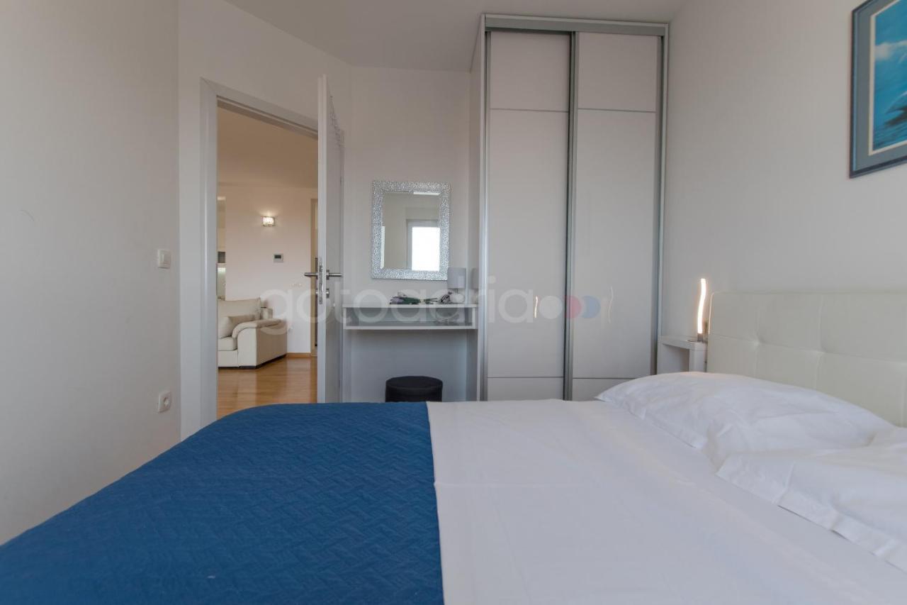 Sea View Dammi With Free Parking Apartman *