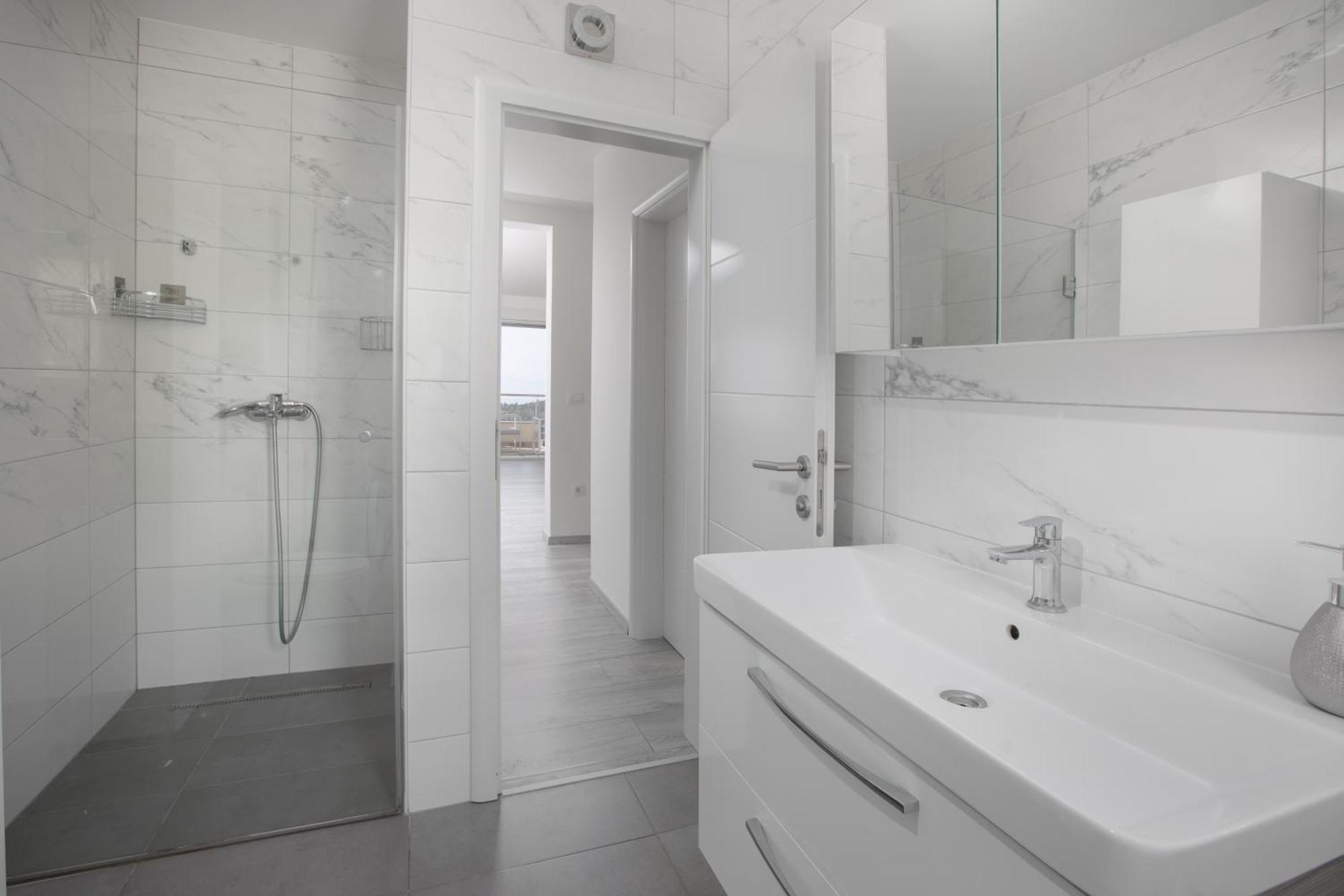 Sea View Dammi With Free Parking Apartman